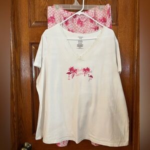 Simply Basic Sleepwear 3X (22W-24W) Flamingo Print Capri Pajamas Set